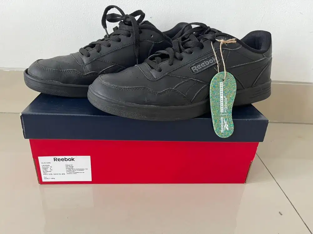 [ORIGINAL] sepatu REEBOK Club C85 all black - 43