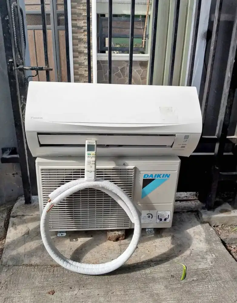 Ac daikin 1/2 pk normal dan dingin