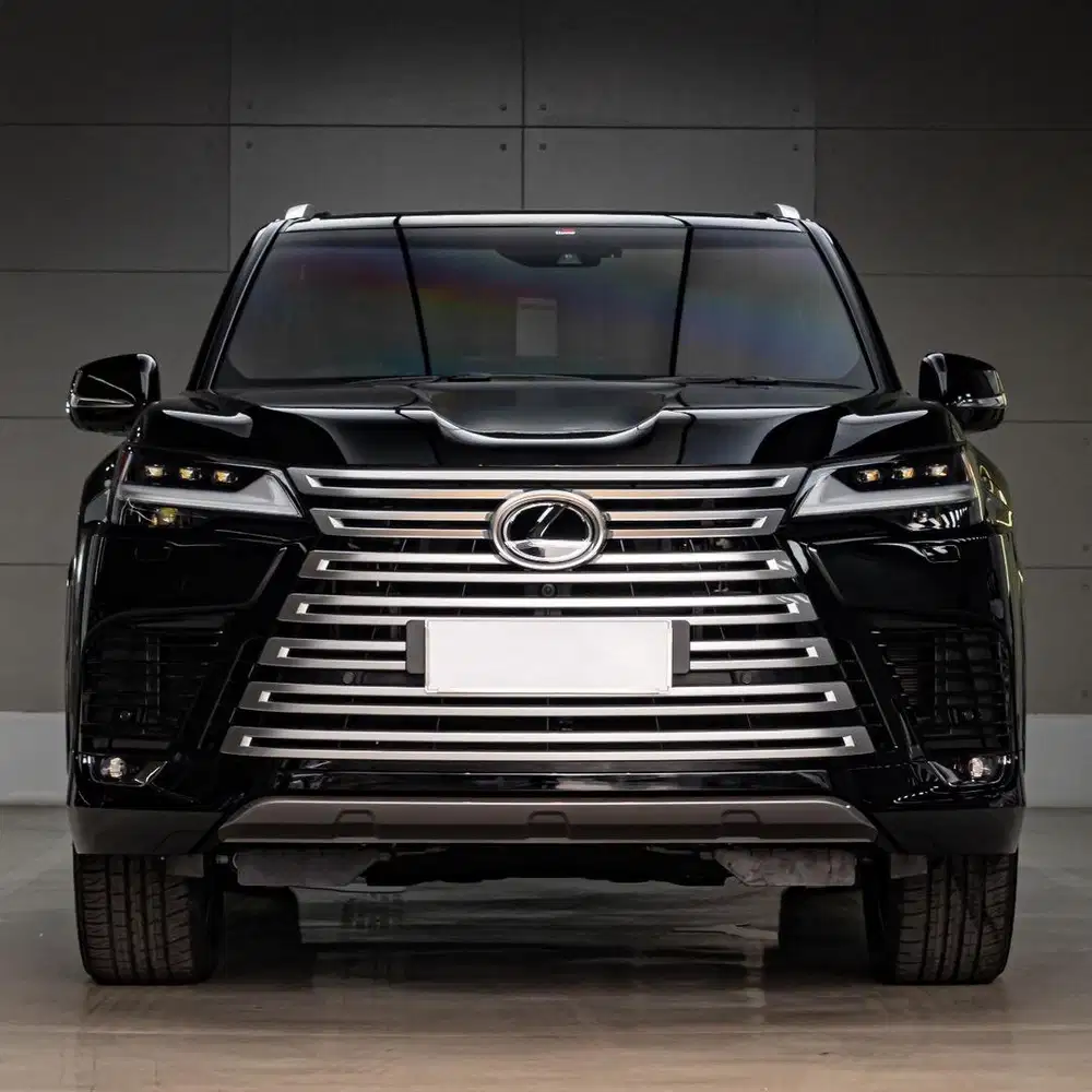 LEXUS LX 600 7 - SEATER 2023 – BLACK ON BLACK - KONDISI SEPERTI BARU
