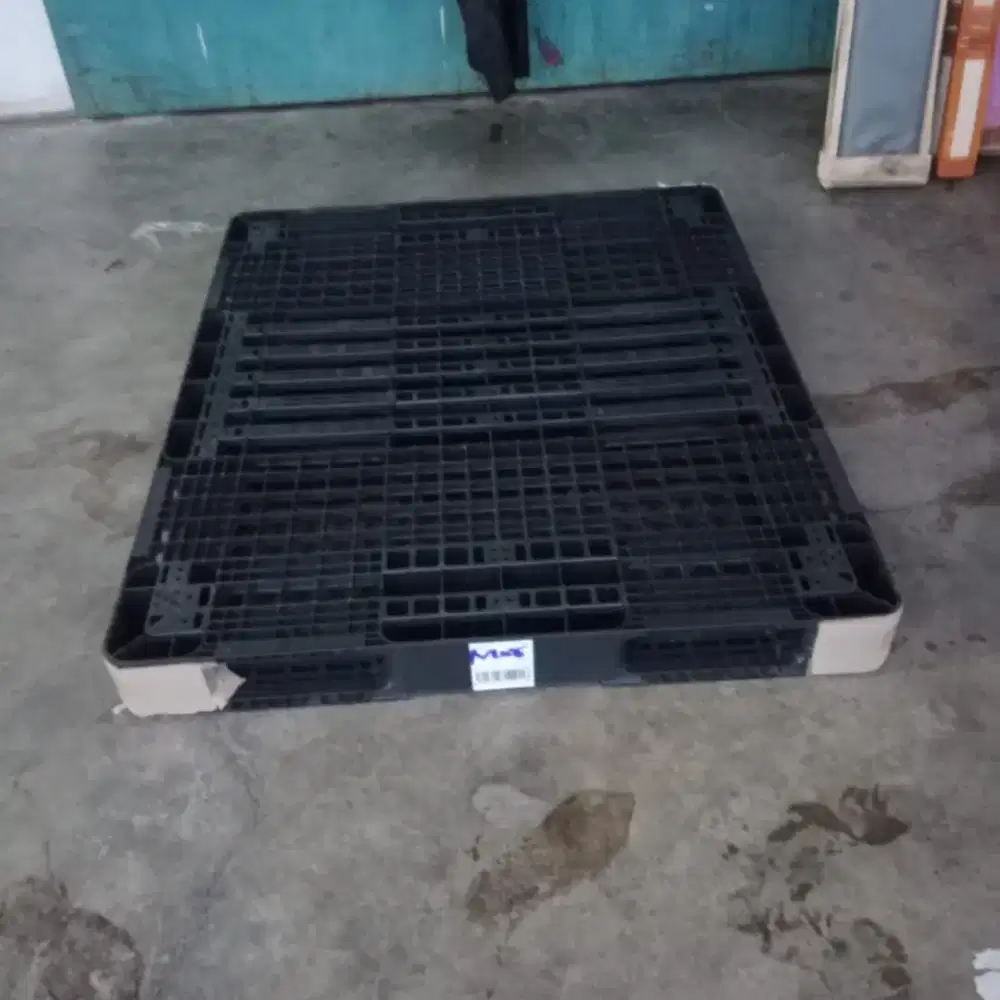 PALET PLASTIK BARU READY EXPORT