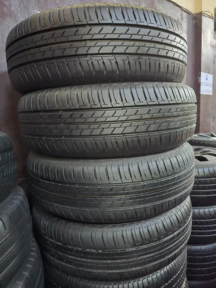 4 Ban BRIDGESTONE 95% Innova Reborn Zenix Xpander Livina Serena Biante