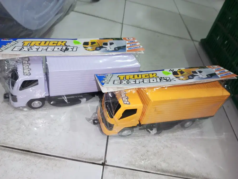 Mainan Anak Truk Box Musik