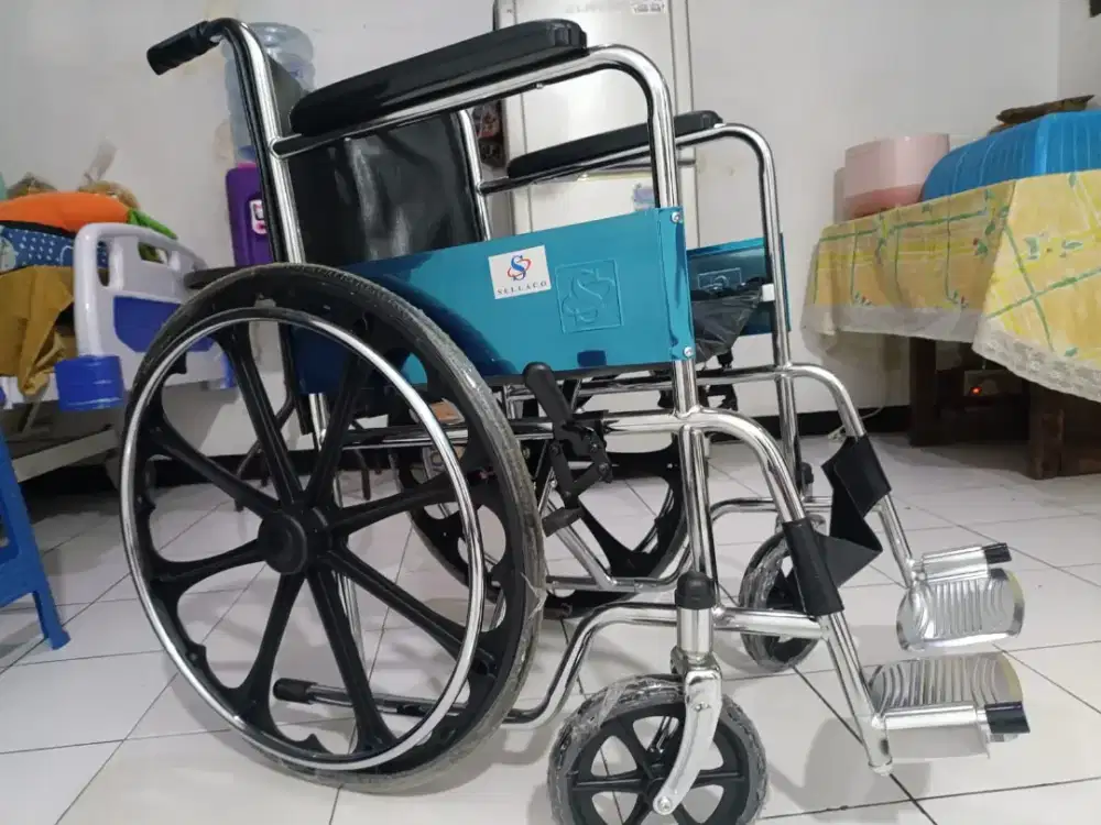 JUAL KURSI RODA BEKAS TAPI BARU KARNA TIDAK DIPAKAI