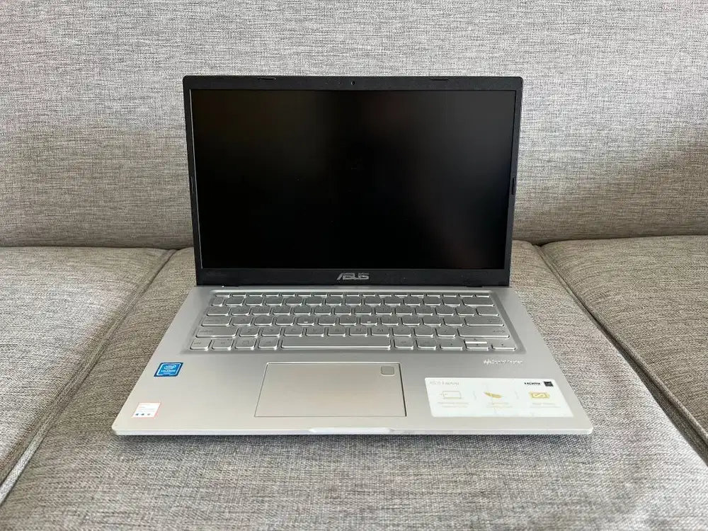 Asus A416M RAM 4GB SSD 256GB Layar 14 Full HD Minus Whitespot