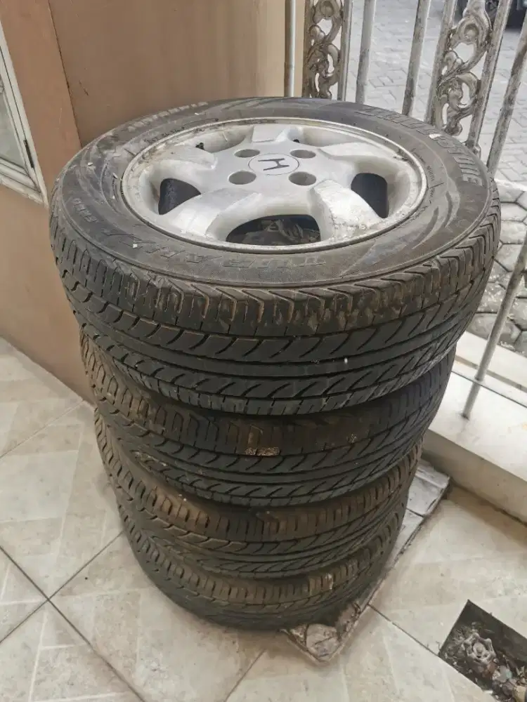Jual velg+ban ex copotan Honda Accord 2002