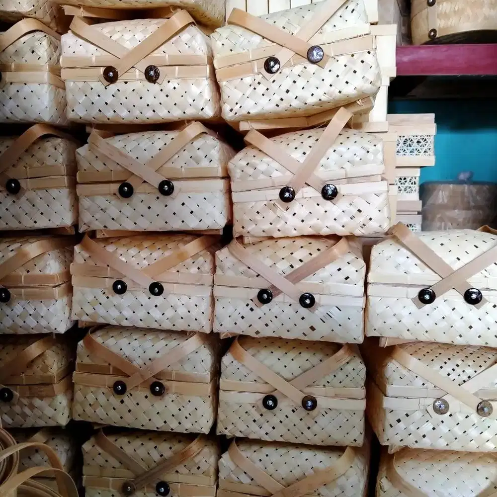Keranjang hampers bambu 20 x 20 ck