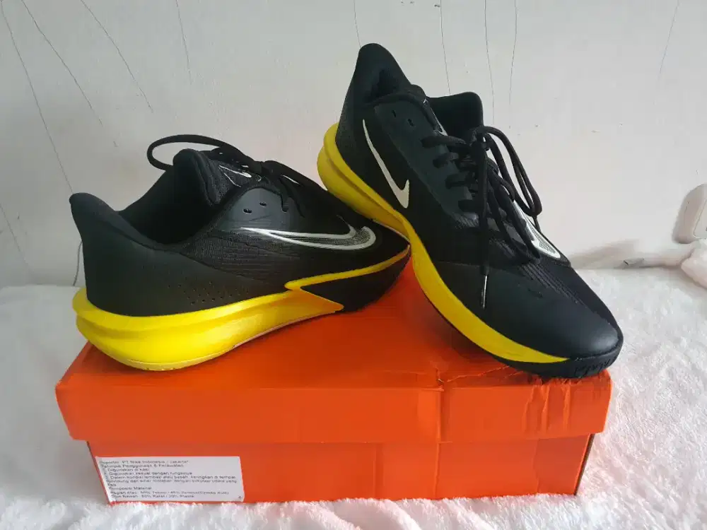 sepatu nike Precision basketball shoes