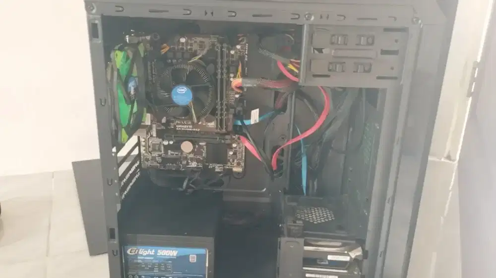 Komputer Bekas tanpa monitor