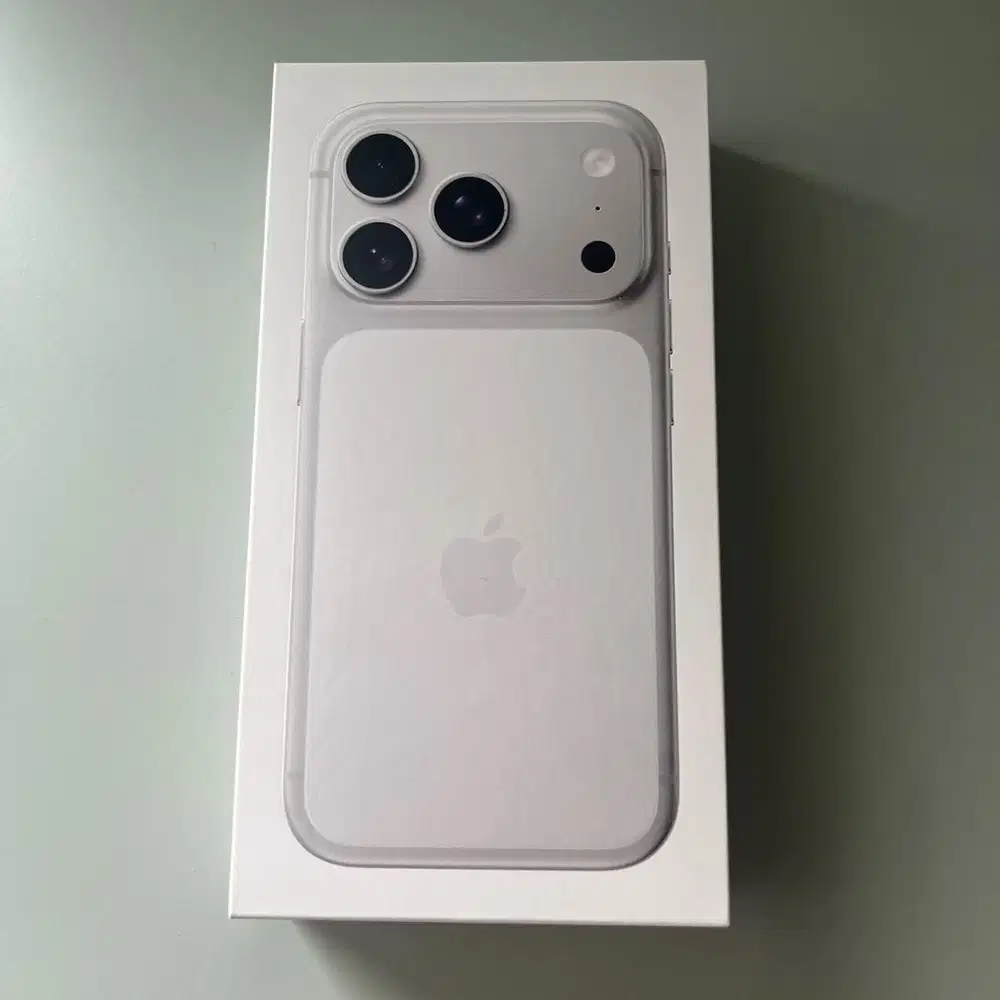 iPhone 17 Pro Silver 256GB iBox Garansi Resmi Indonesia