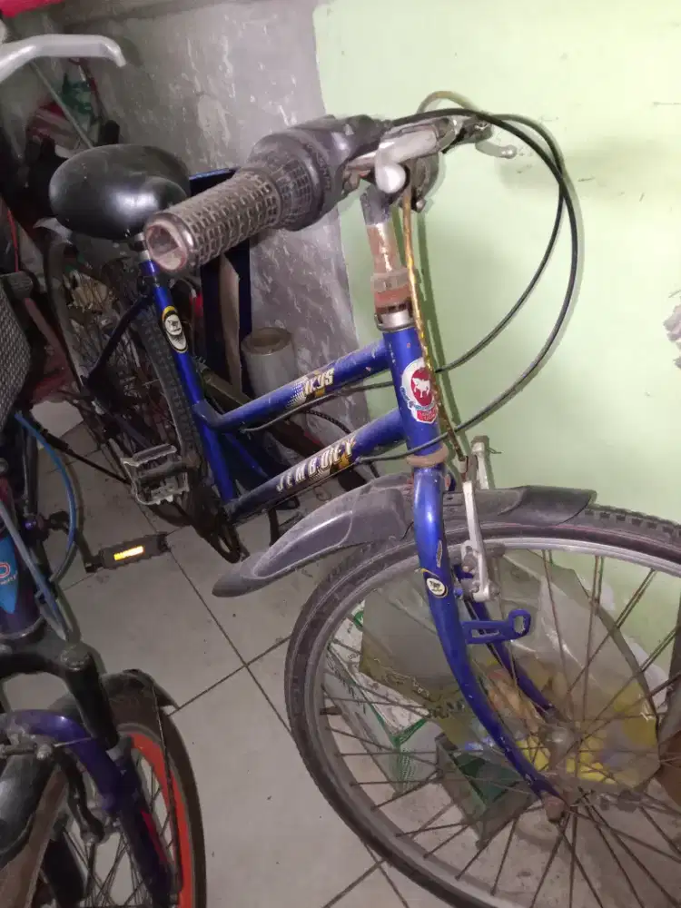 Sepeda pancal BMx