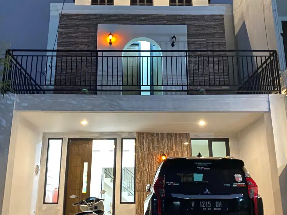 Rumah baru 2 lantai ready unit perum dolog pedurungan kota semarang