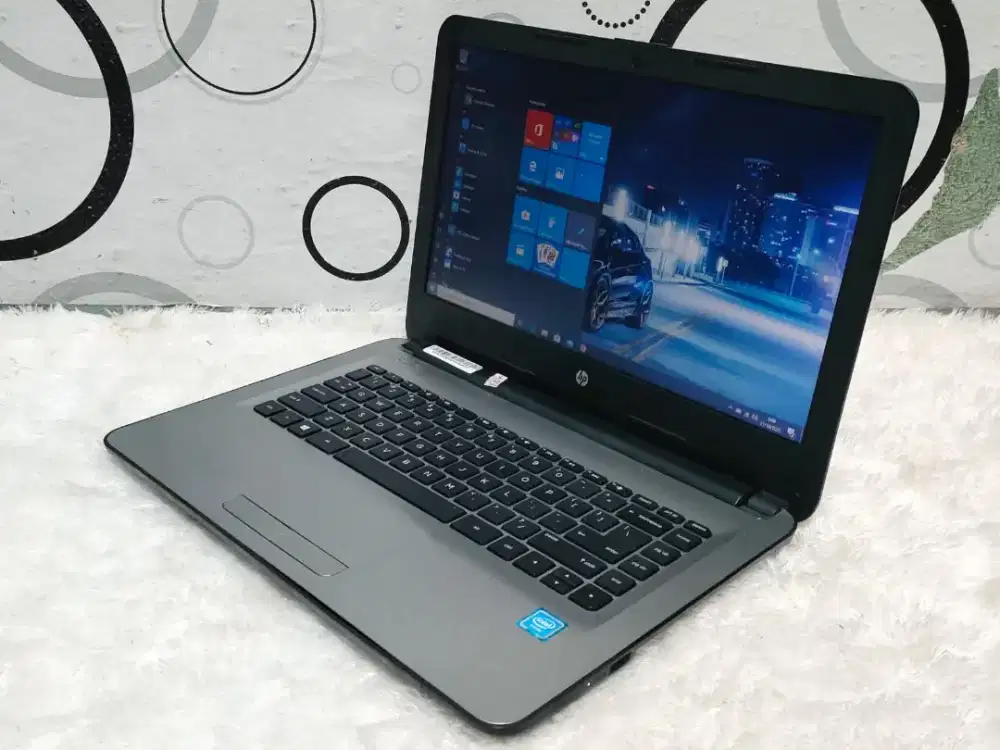 Hp 14 - am008TU