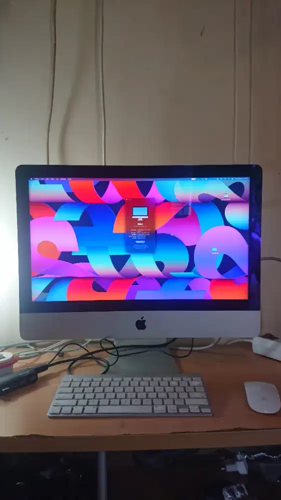 Imac 21.5 inch 2017 4k retina 8gb/ 1tb