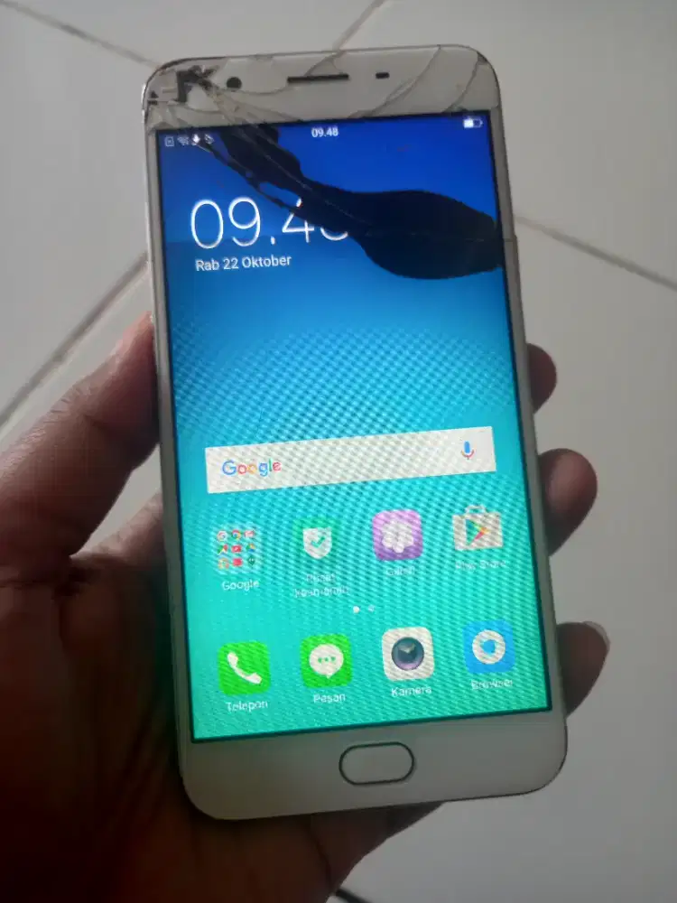 Oppo F1s Android Minus