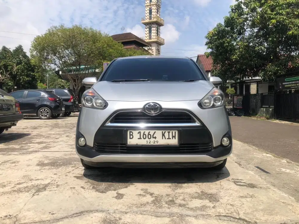 Toyota Sienta 2016 Bensin