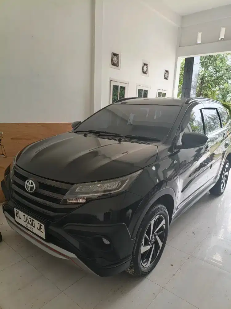 Toyota Rush 1,5 S TRD MT (tangan pertama dari baru)
