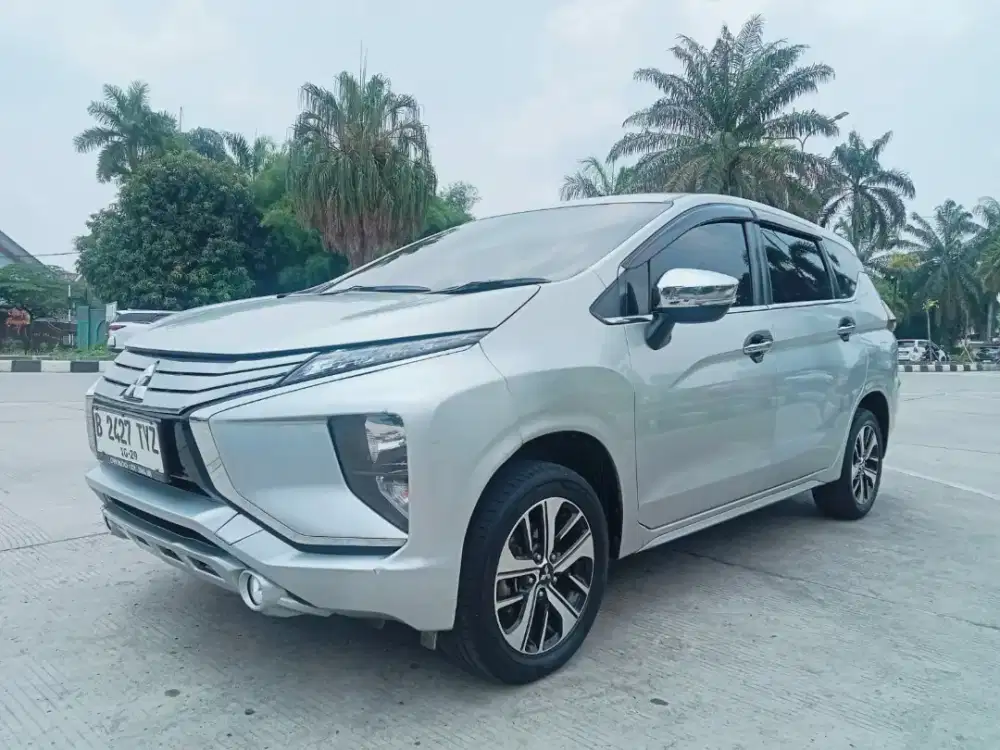 Miliki mobil keluarga cuma 10 jt cicilan 4,9 jt