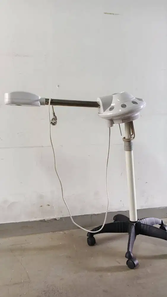 LAMPU FACIAL LED