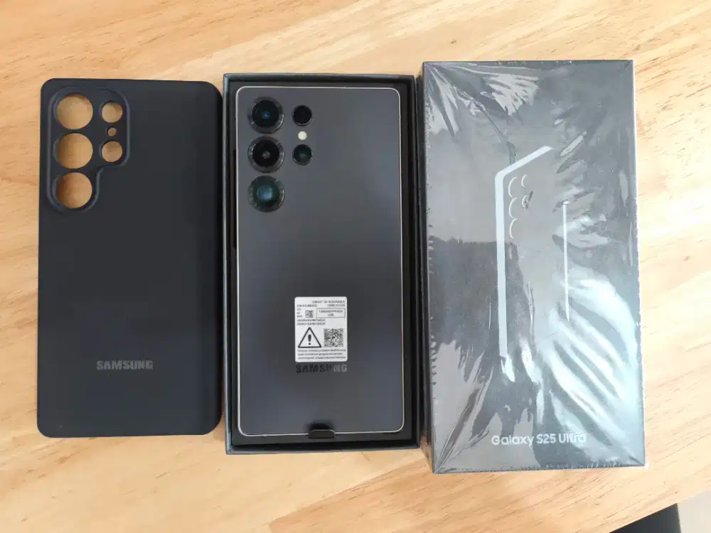 Samsung S25 Ultra 5G Varian 512gb Kondisi Baru Cuma buka Segel