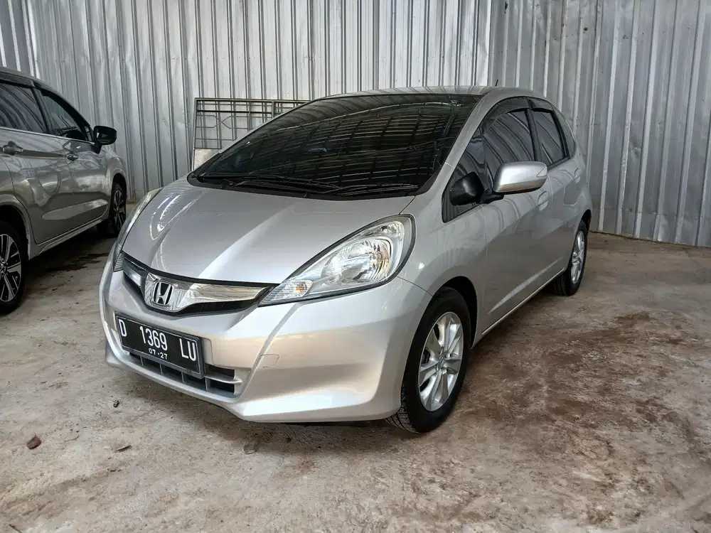 Honda Jazz 1.5 S MT / Manual 2013