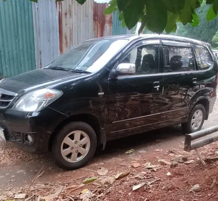 Toyota Avanza 2011 Bensin