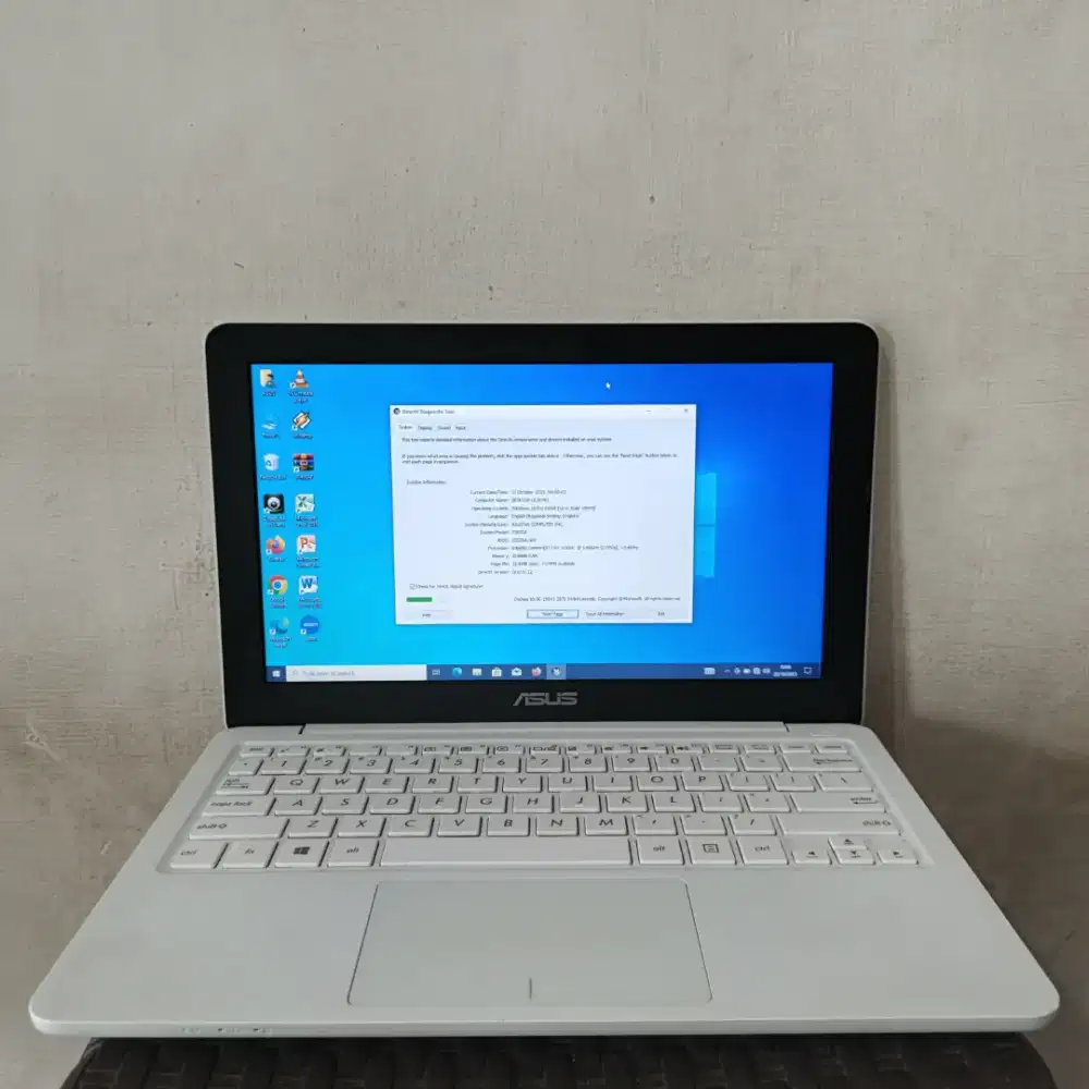 JUAL NOTEBOOK ASUS E202SA INTEL CELERON N3060 RAM 2GB HDD500GB