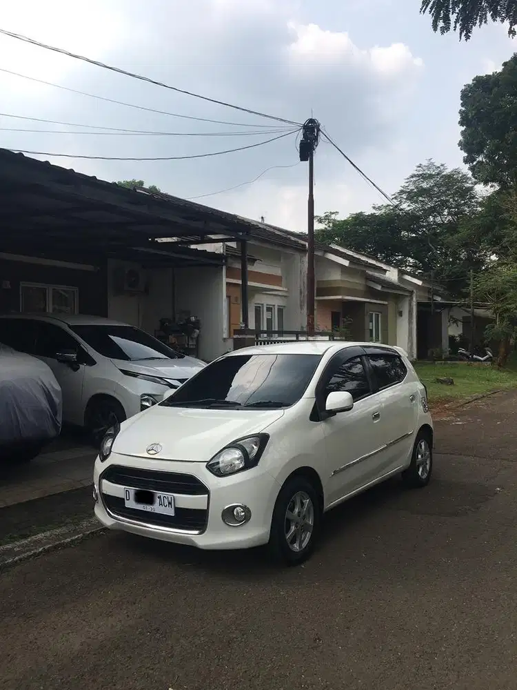 Daihatsu Ayla X 1.0 Manual 2015