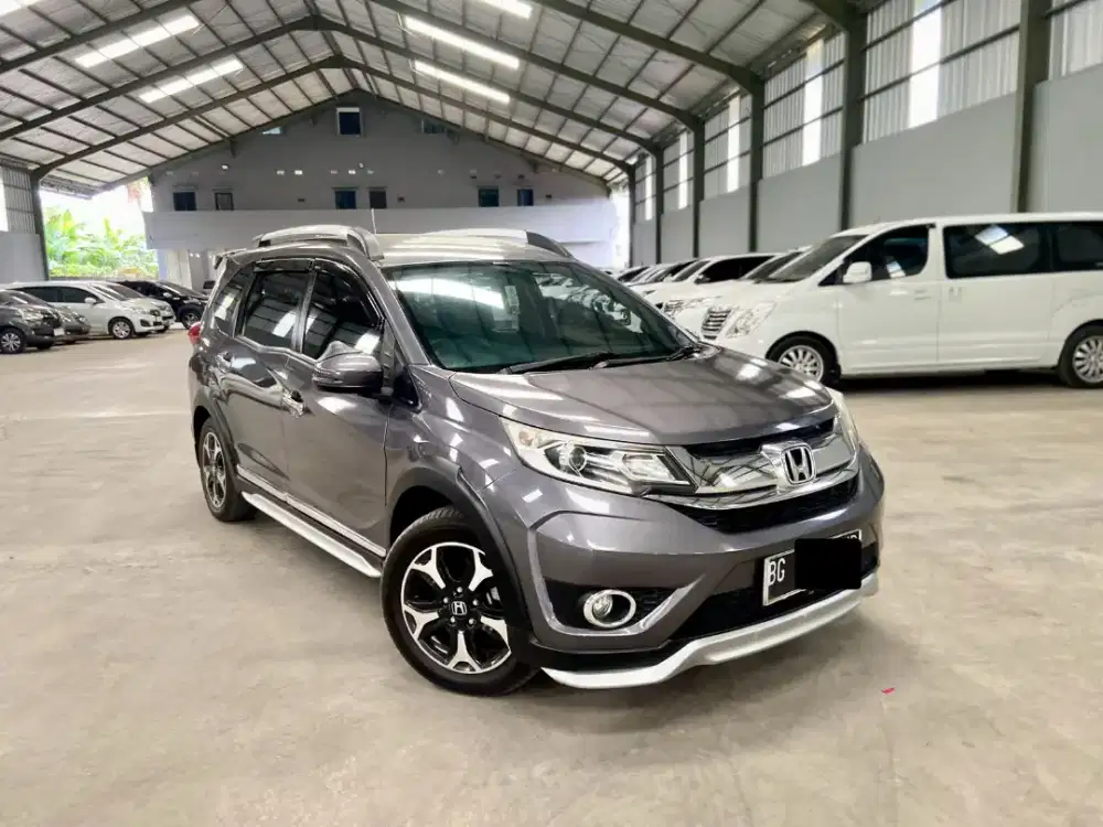 Honda BRV 1.5 E Prestige CVT 2016 / 2017 AT Matic, Sangat terawat