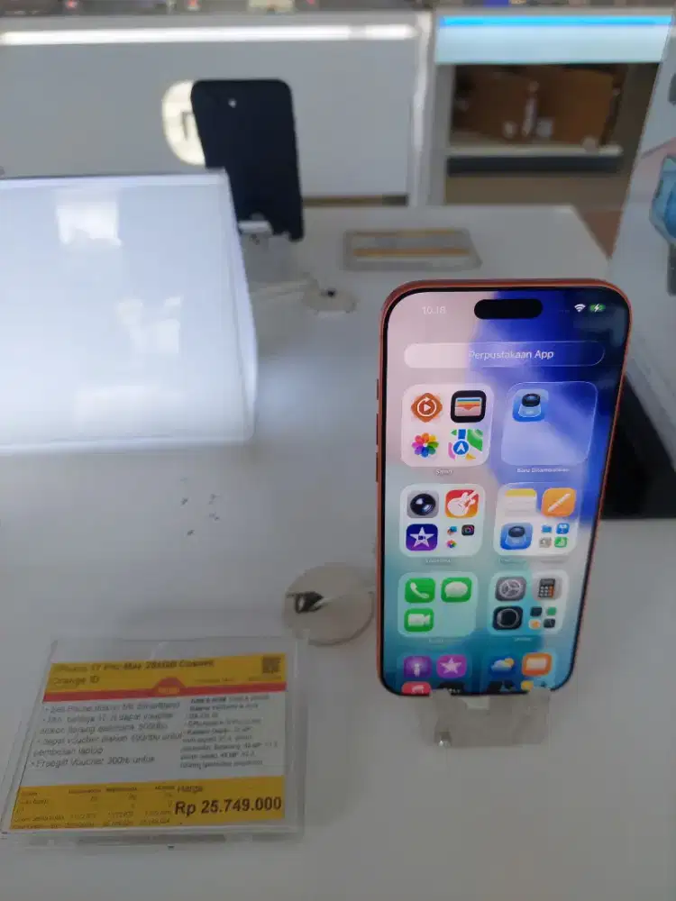 Iphone 17 Pro Max Cosmic Orange