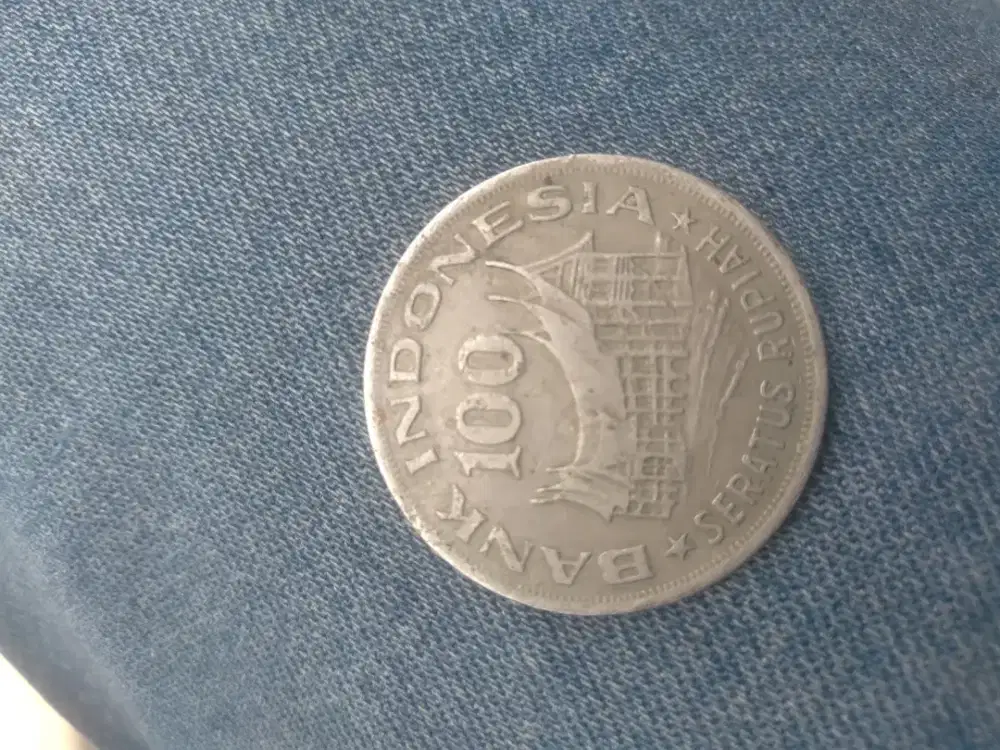 Uang kuno 100 rupiah 1978