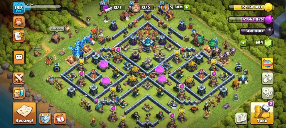Akun clash of Clans th13