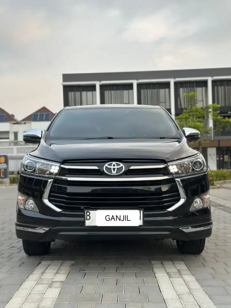 INNOVA VENTURER BENSIN 2.0 AT 2018