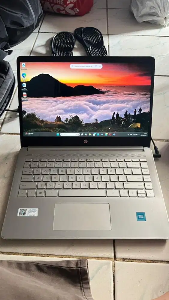 Dijual Laptop HP 14s-dq3110TU — Kondisi Bagus & Siap Pakai