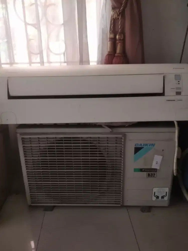 Jual AC daikin 1/2 pk inverter