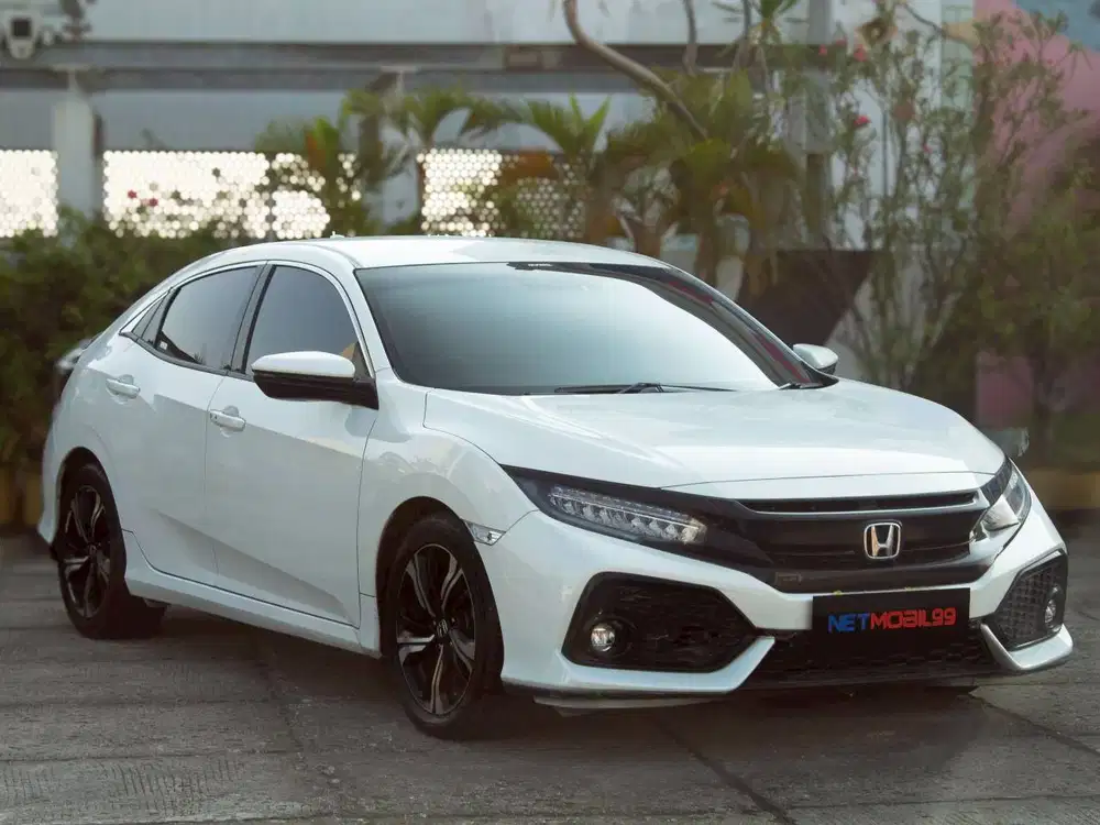 HONDA CIVIC E HATCHBACK AT 2018 - PUTIH