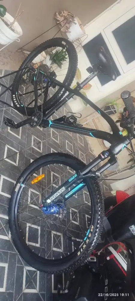 Jual MTB kesayangan tipe Thrill Vanquish Elite