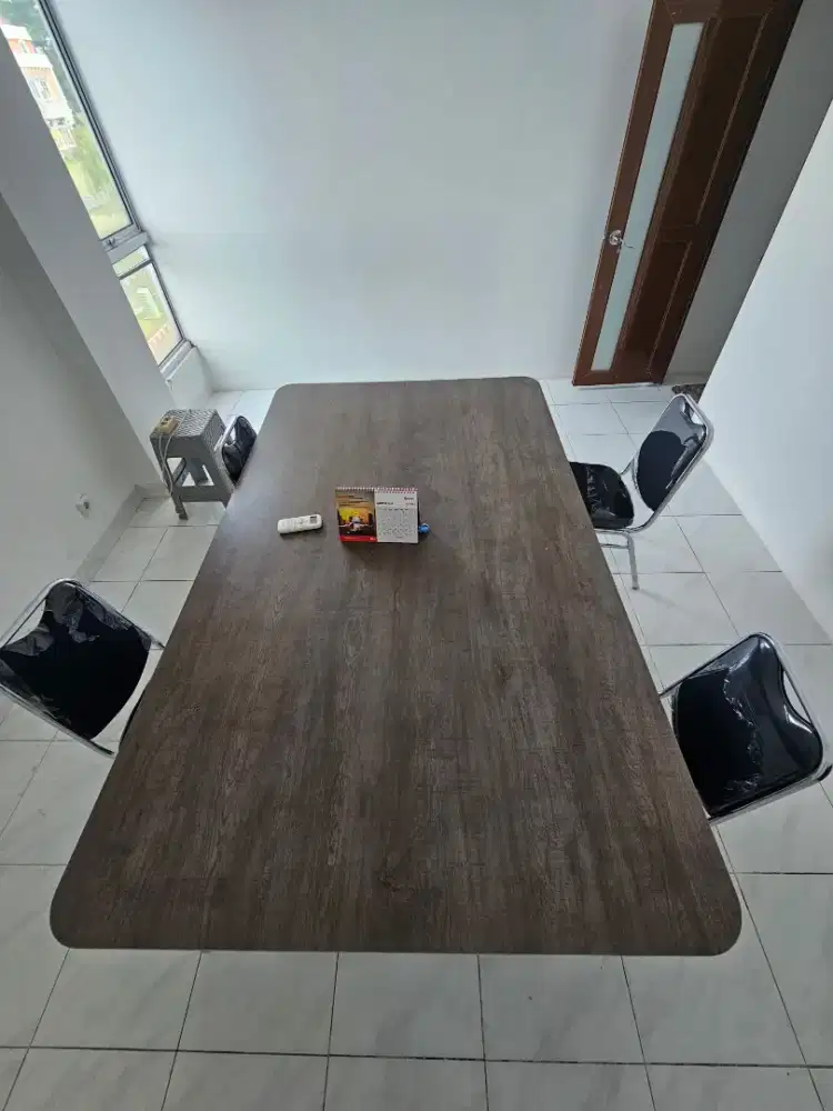 MEJA KANTOR / MEJA BELAJAR + KURSI PAKET 4 MEJA DAN 2 KURSI KANTOR