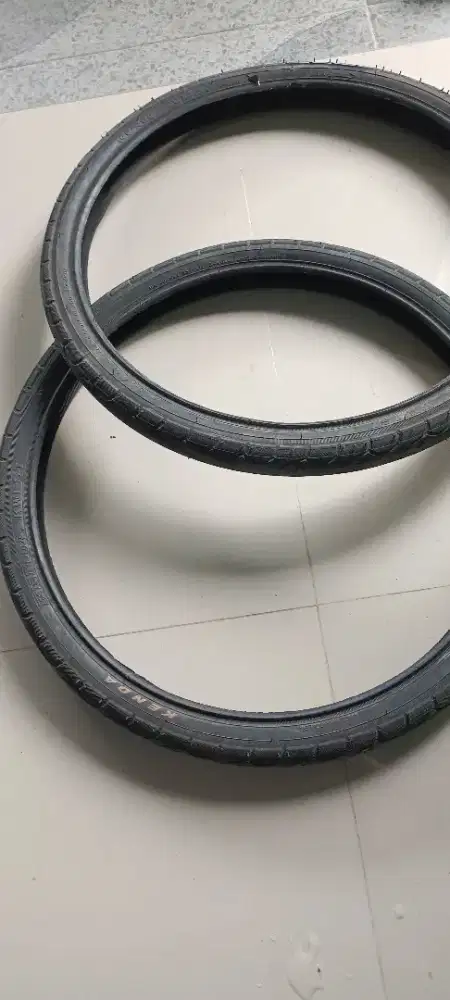 Ban sepeda 20 inch