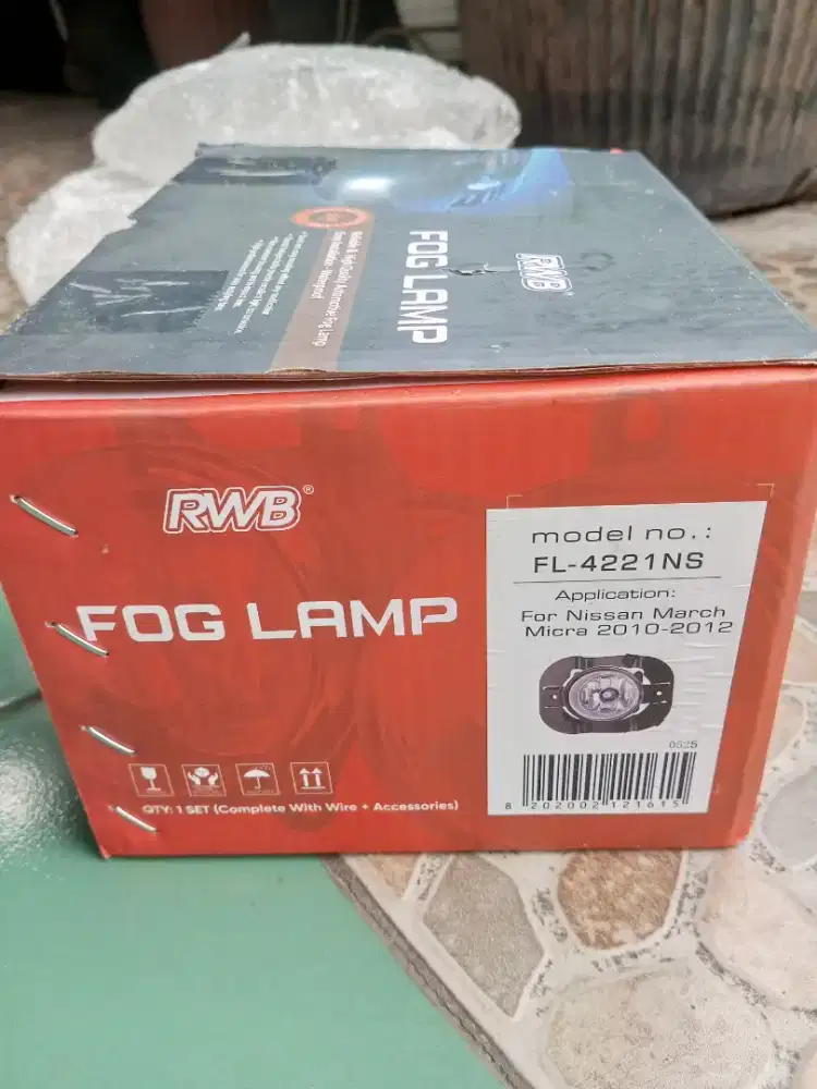 Fog lamp nissan march