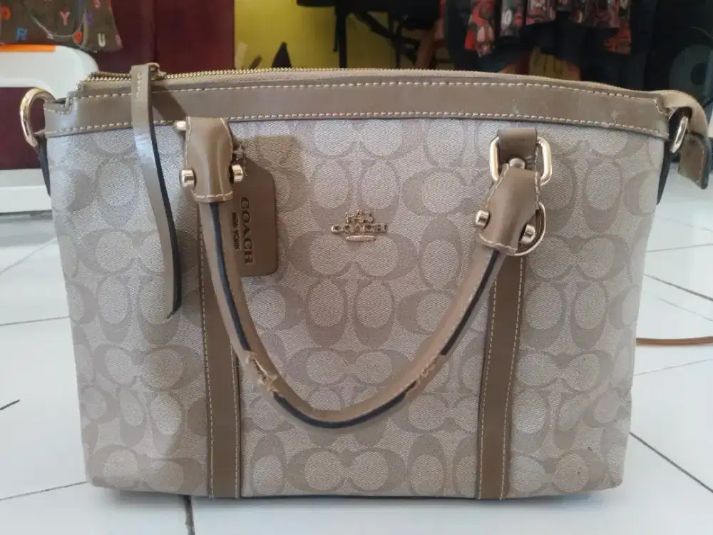 Dijual tas bekas