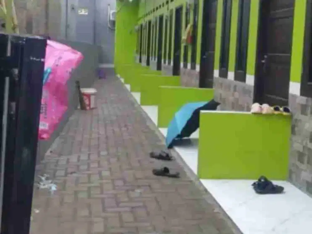 DIJUAL kontrakan full isi 7 pintu 200m²