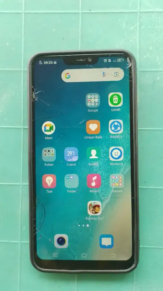 Dijual  Handphone Vivo V9 Ram 6/64