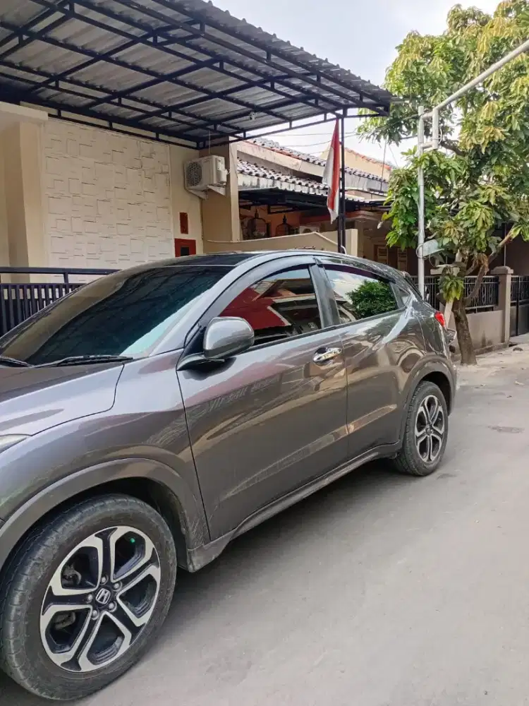 HRV Prestige Matic Sunroof Panoramic 2015