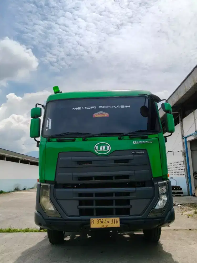 Mobil UD Truck, Hino