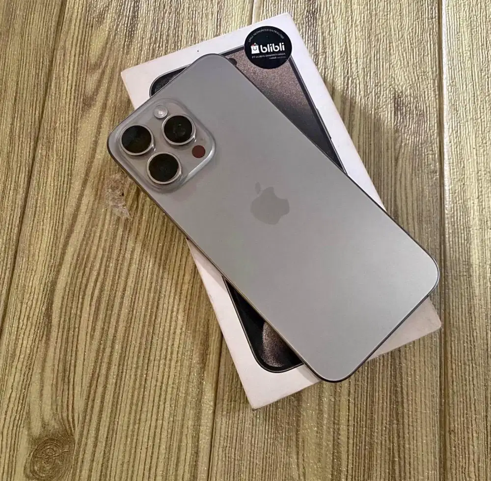 iPhone 15 Pro Max 256GB Garansi Resmi Blibli Natural Titanium BH 88%