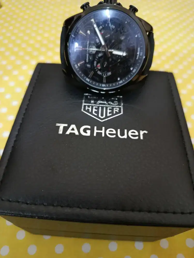 Jam TAG HEUER Crono