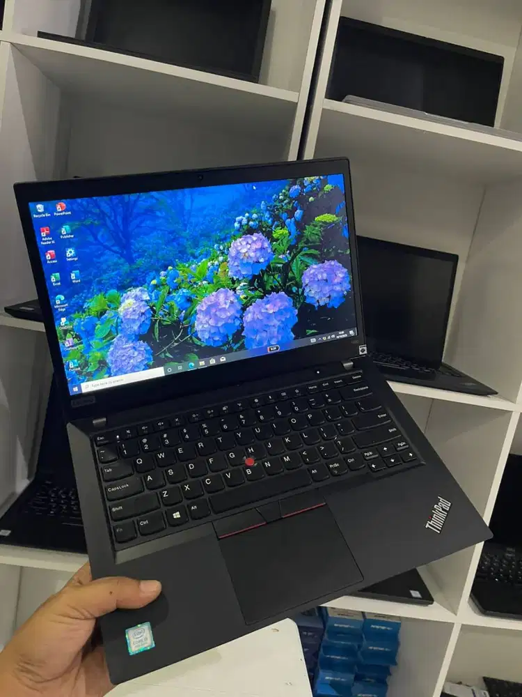 LAPTOP LENOVO THINKPAD T490