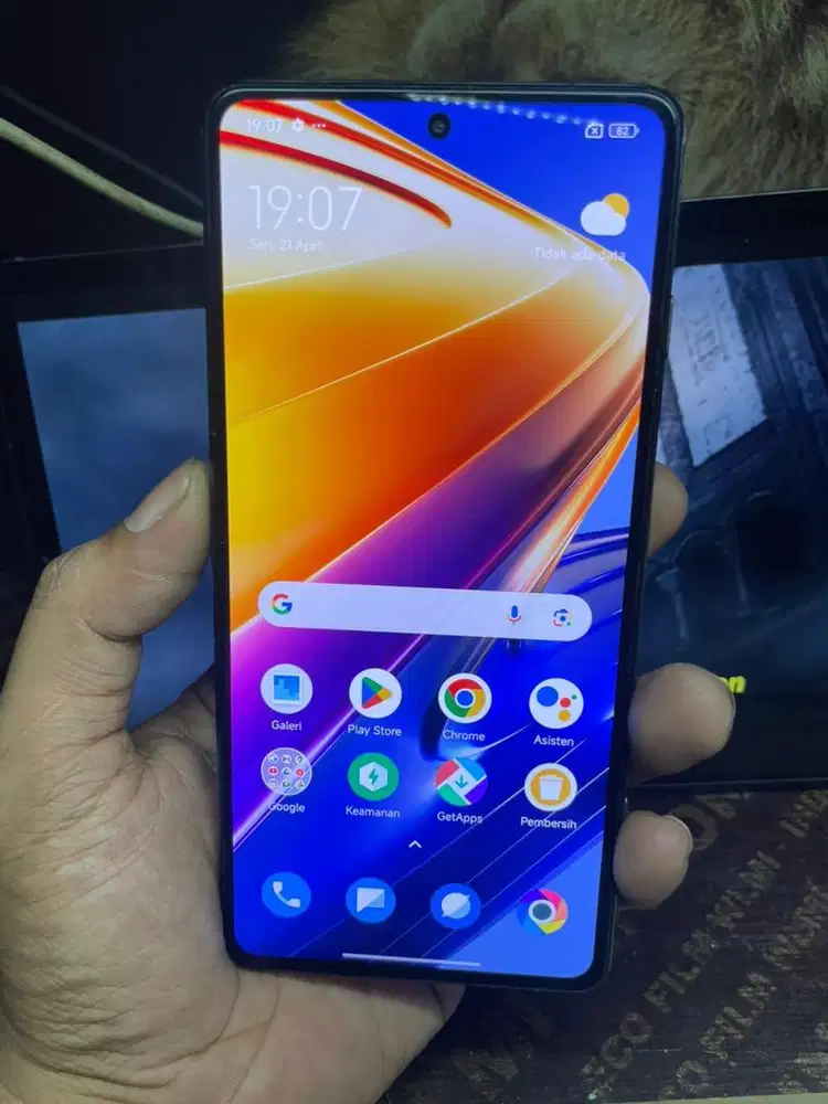 Poco F4 gt 12/256gb