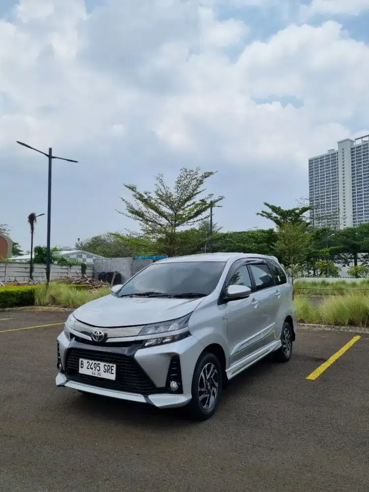 Avanza Veloz Silver