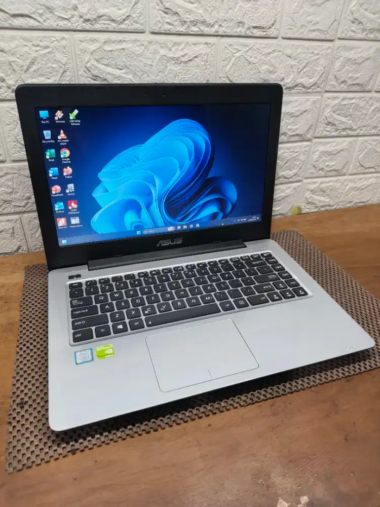 Asus X456UR intel Core i5 Gen-7 Ram 12gb Spek Design MULUSS